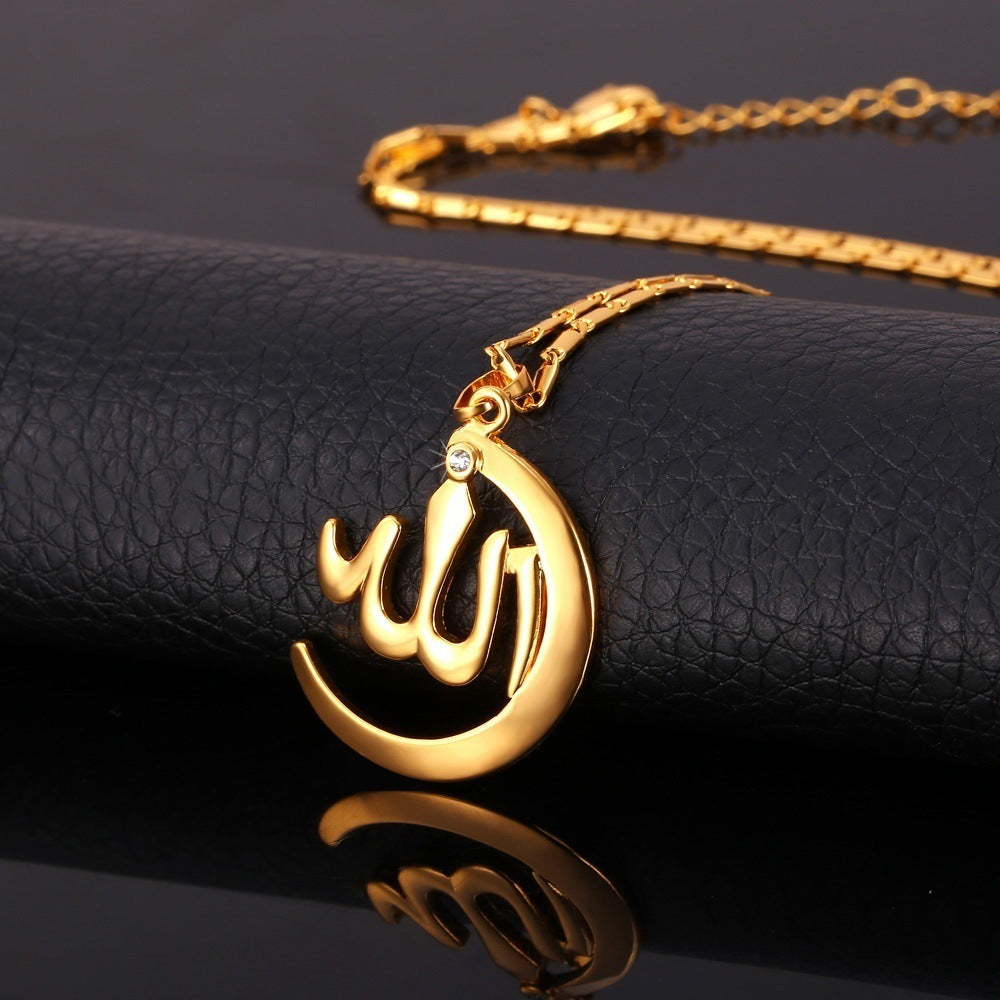 Wholesale Crescent Pendant Alloy Necklace