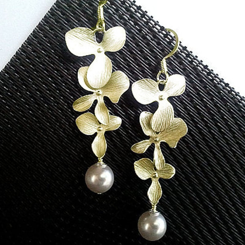 Wholesale Plant Flower Clavicle Chain Silver Petal Necklace Earring Set