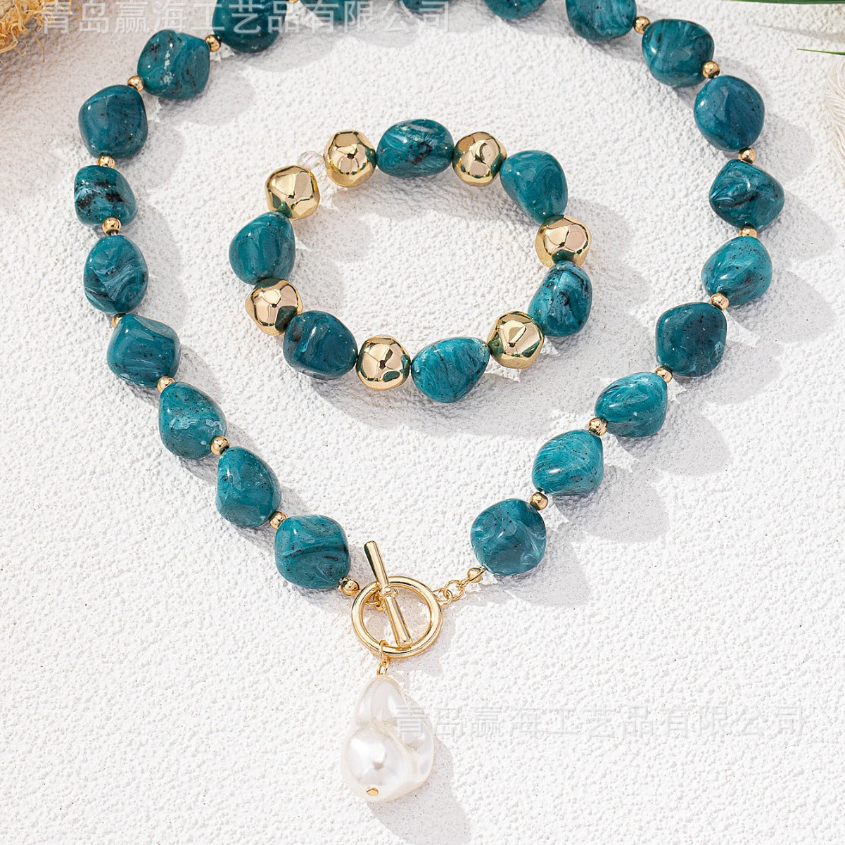 Wholesale Retro Fashion Style Bohemian Acrylic Imitation Jade Necklaces