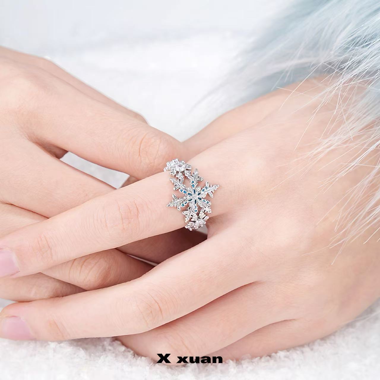 Wholesale Time comes to rotate multi-layer snowflake opening ring