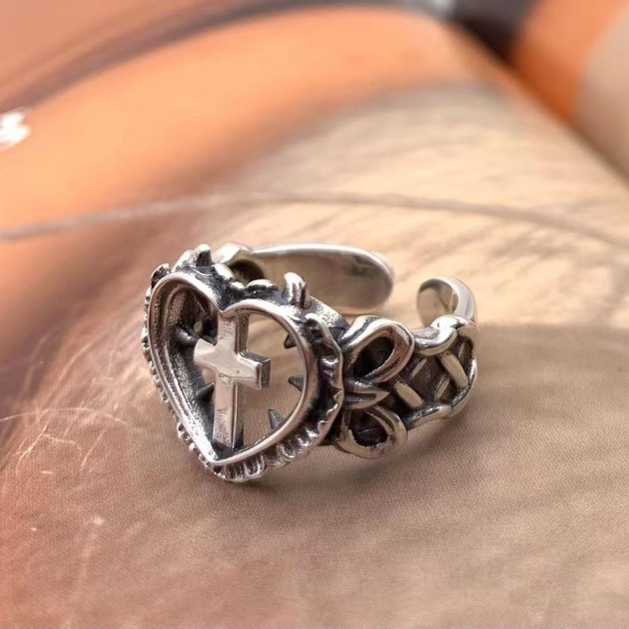 Wholesale Silver-plated monastery cross love ring Gothic retro ring