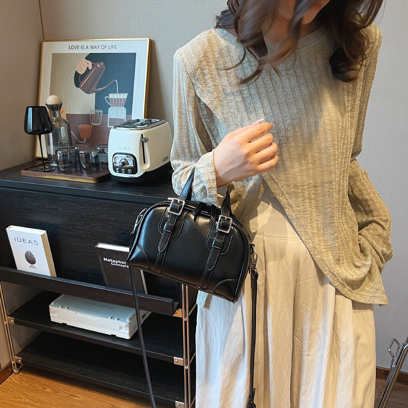 Wholesale 2023 PU Simple One Shoulder Crossbody Underarm Bag