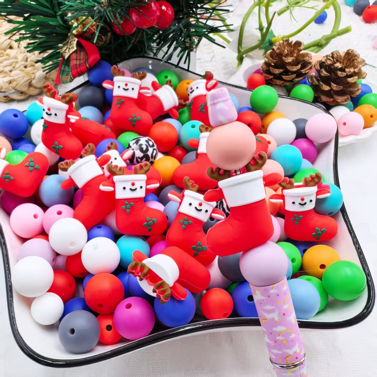 Wholesale 10pcs/pack 3D Christmas  Cartoon Focus Beads  DIY Silicone Beads