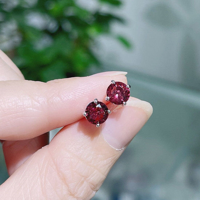 Wholesale Colored zircon four  prong stud earrings