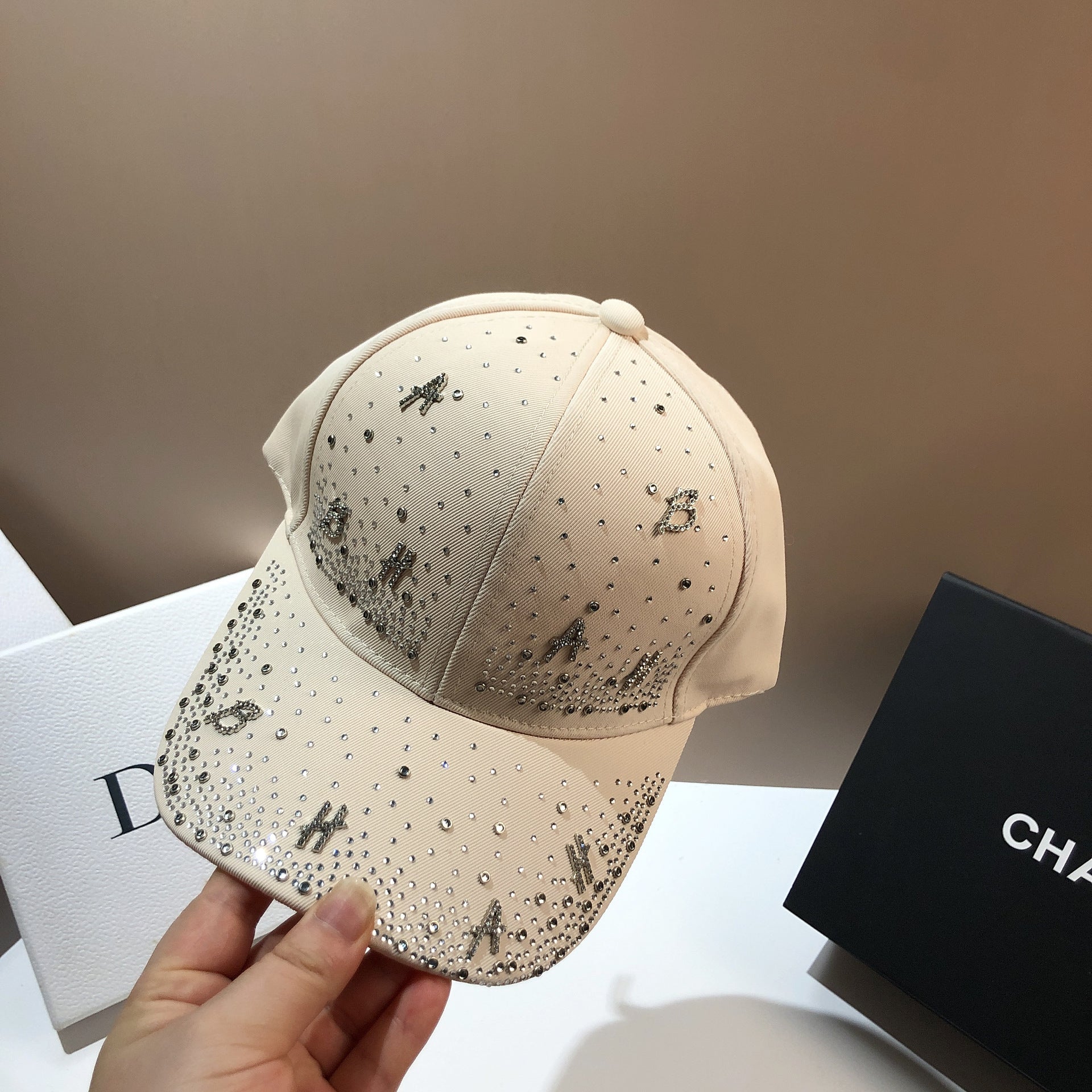 Wholesale Cotton Hot Rhinestone Three-dimensional Letter Baseball Cap