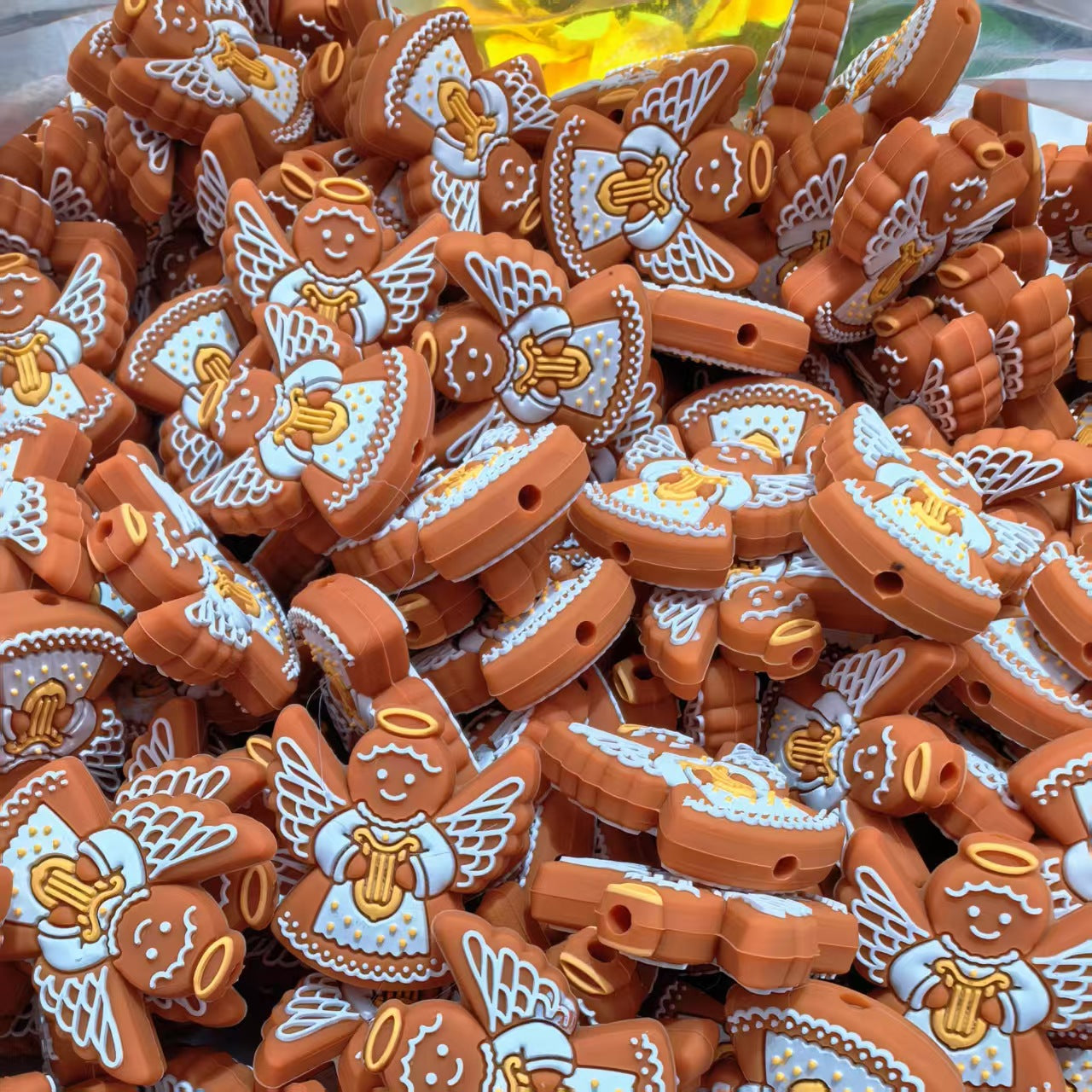 Wholesale 10pcs/ pack Gingerbread Man Angel Silicone Cartoon Beads