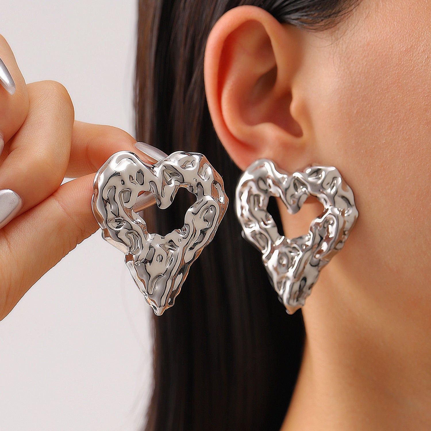 Wholesale Vintage Lava Texture Irregular Geometric Earrings For Women Gold Metal Electroplated Fashion Accessory