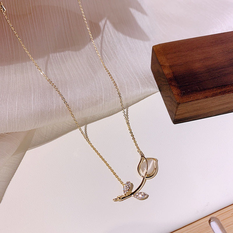 Wholesale Chalcedony Tulip Necklace Earrings Luxury Clavicle Chain Jewelry Set