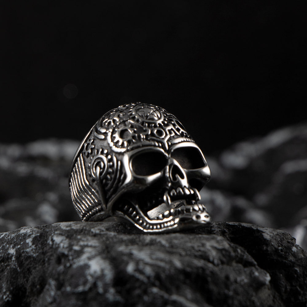 Wholesale  does not fade exquisite punk titanium steel retro skull gift men's raw stainless steel polished ring