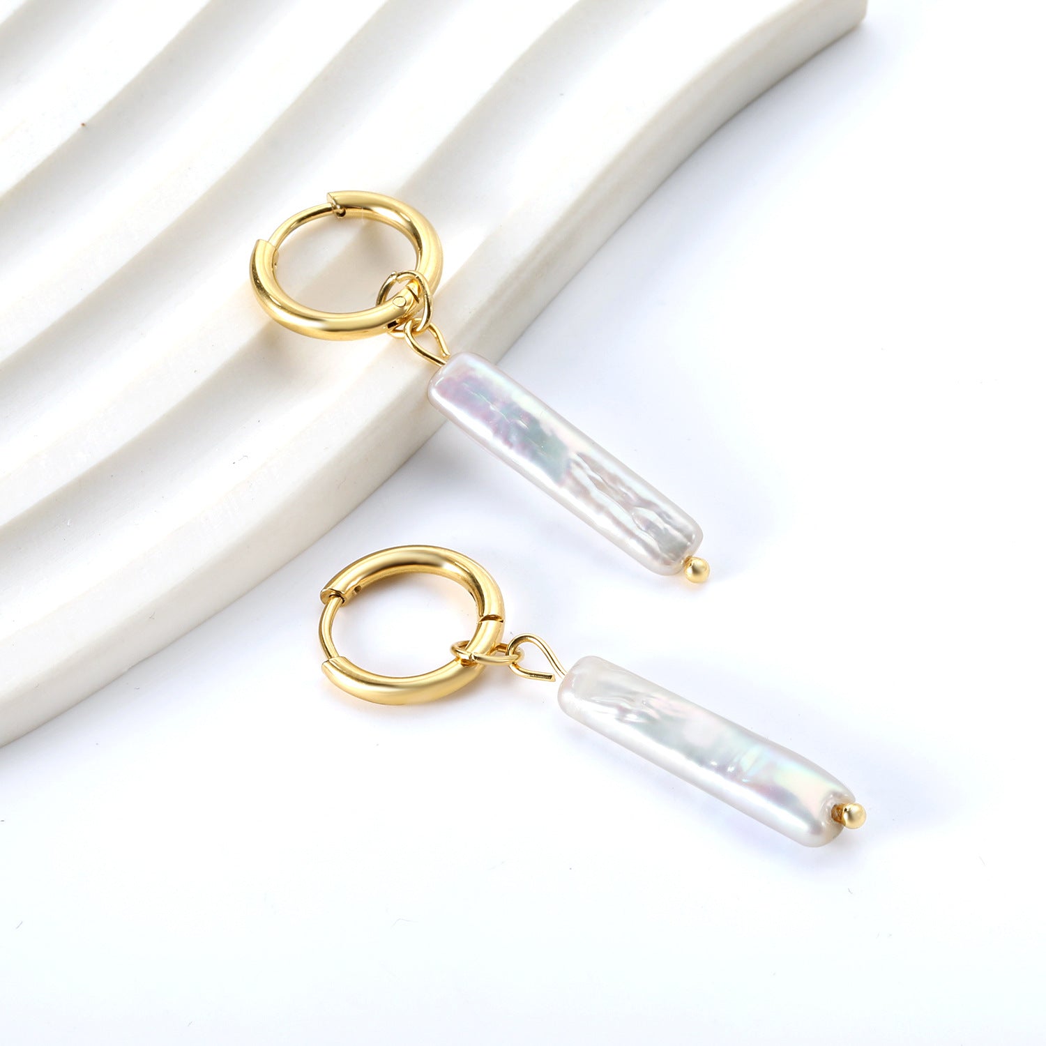 Wholesale Long Geometric Stainless Steel Pearl Earrings