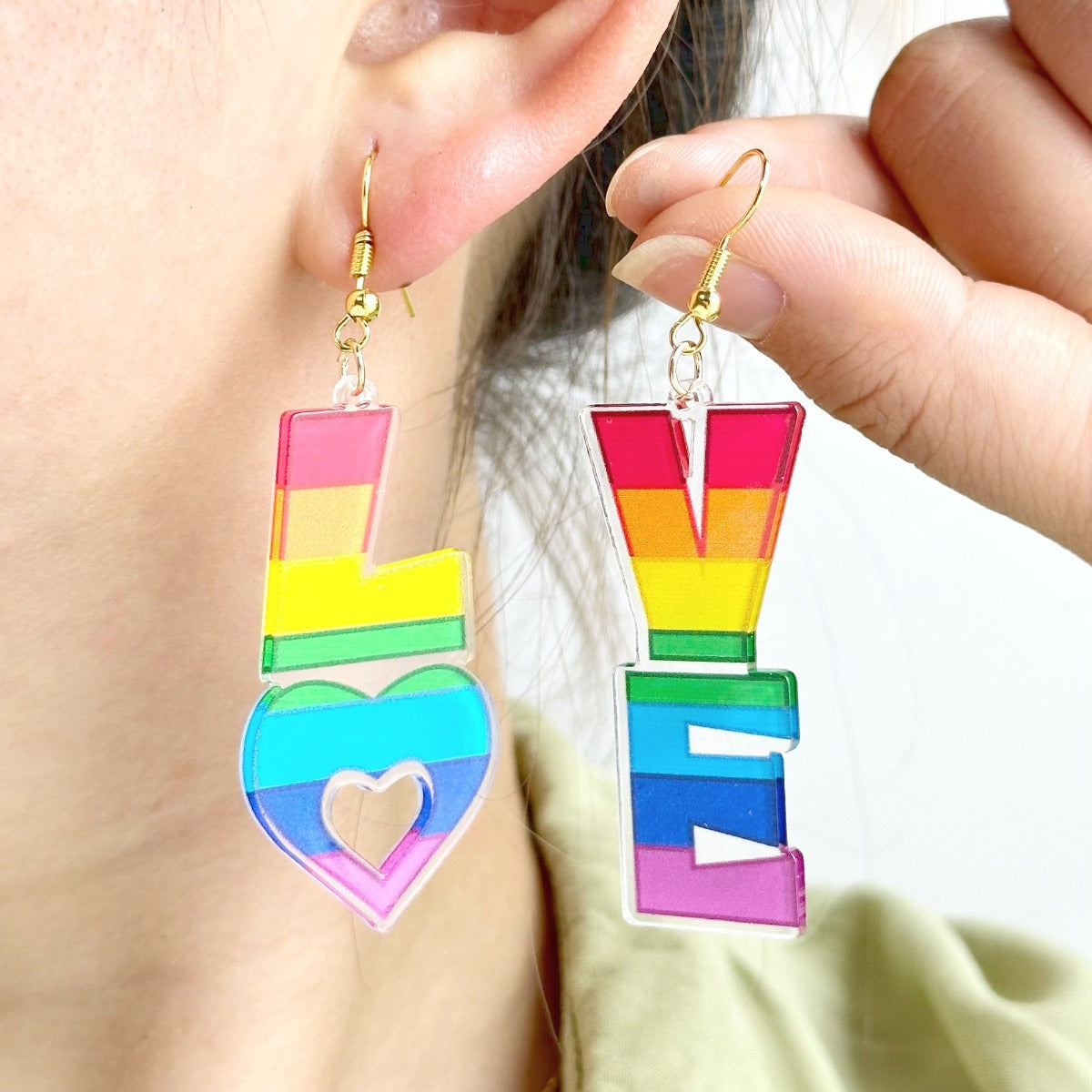Wholesale Acrylic Letter LOVE Heart Valentine's Day Earrings