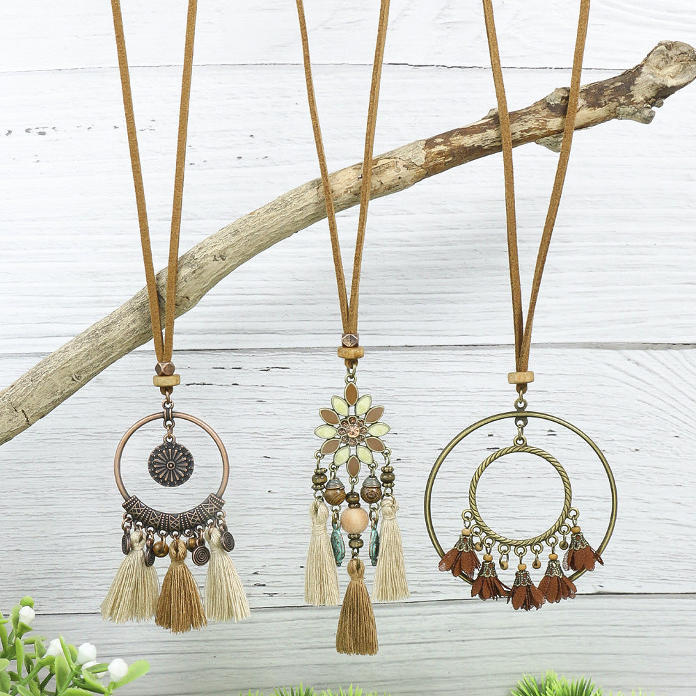 Wholesale Bohemian Tassel Flower Pendant Long Alloy Necklace