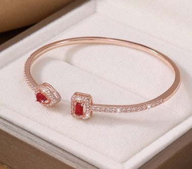 Wholesale Square water droplet shaped zircon and diamond inlaid adjustable bracelet