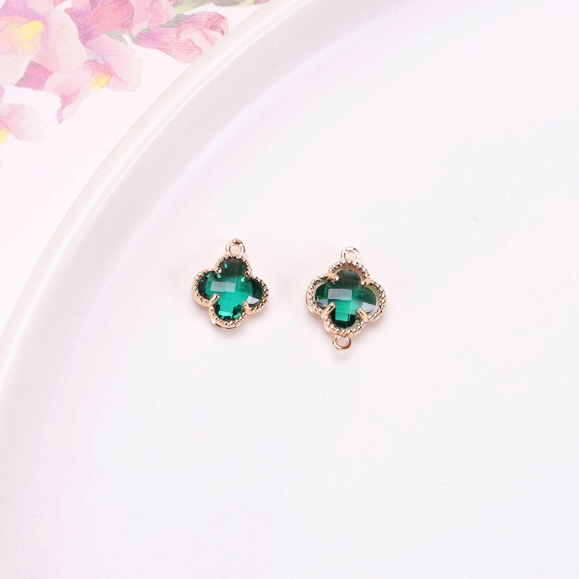 Wholesale 50pcs Crystal Double Hole Four Leaf Clover Pendant