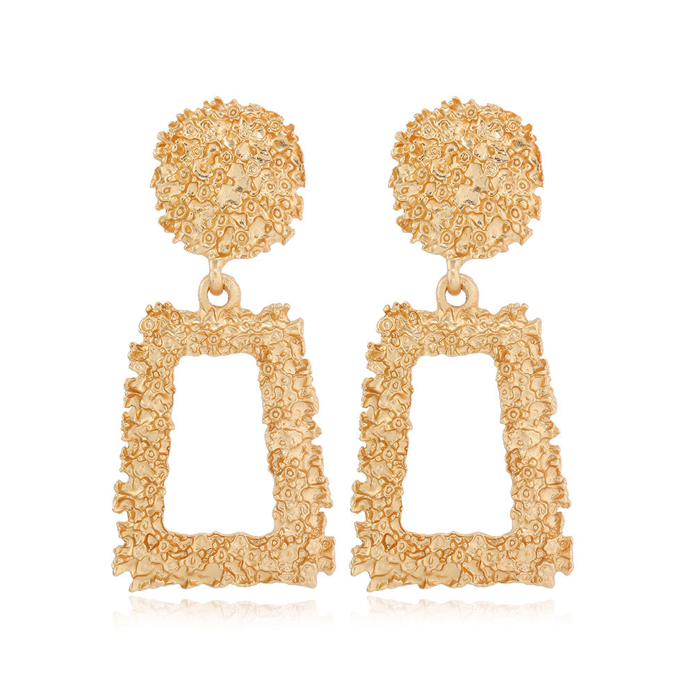 Wholesale Fashion Exaggerated Alloy Geometric Electroplated Matt Gold Clip Earrings