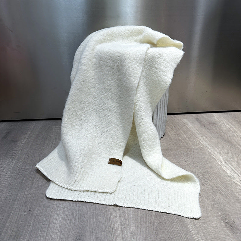 Wholesale Autumn and Winter Warm Solid Color High-end Knitted Scarf
