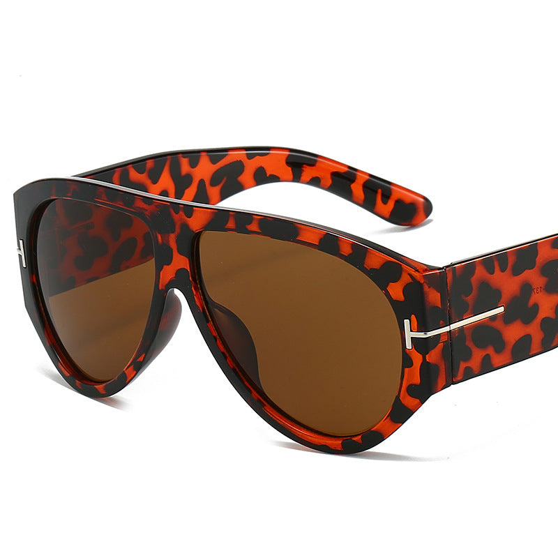 Wholesale Large frame T-shirt with thick frame sunglasses