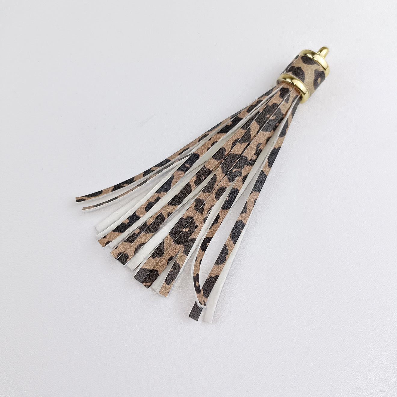 Wholesale Leopard Print PU Leather Tassel Printed Pendant Keychain Accessories