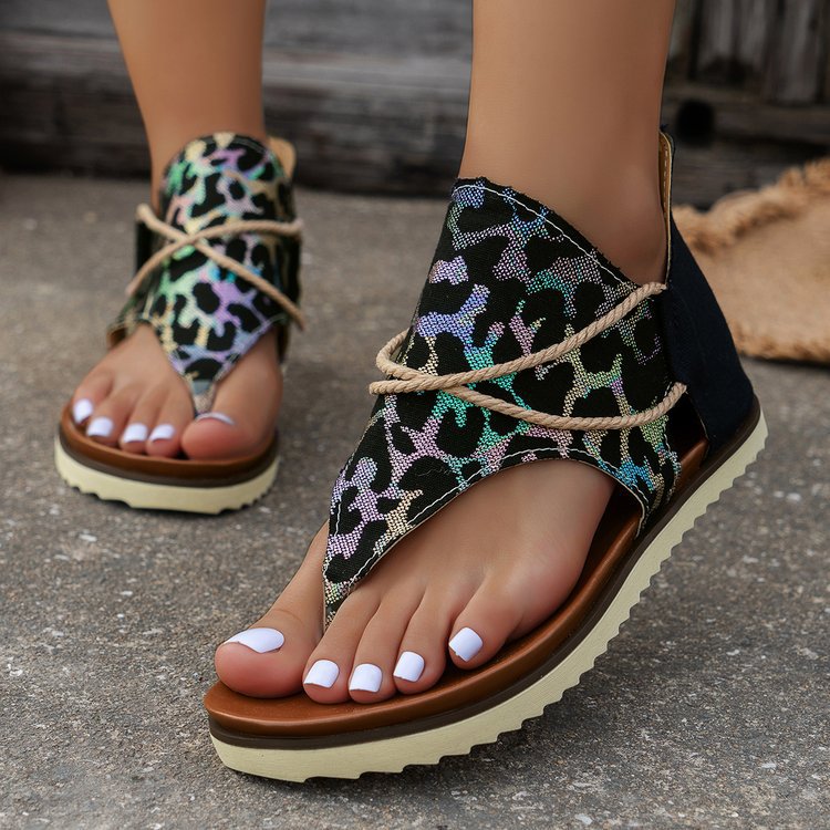 Wholesale Clip Toe Printed Flat Bottomed PU Sandals