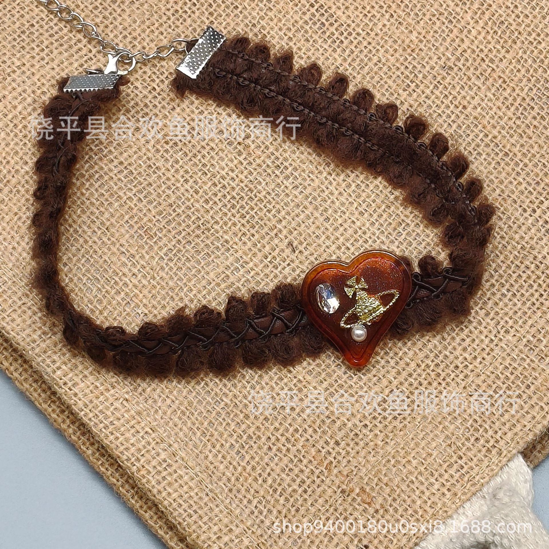 Wholesale Maillard color sweet and cool heart lace choker necklace
