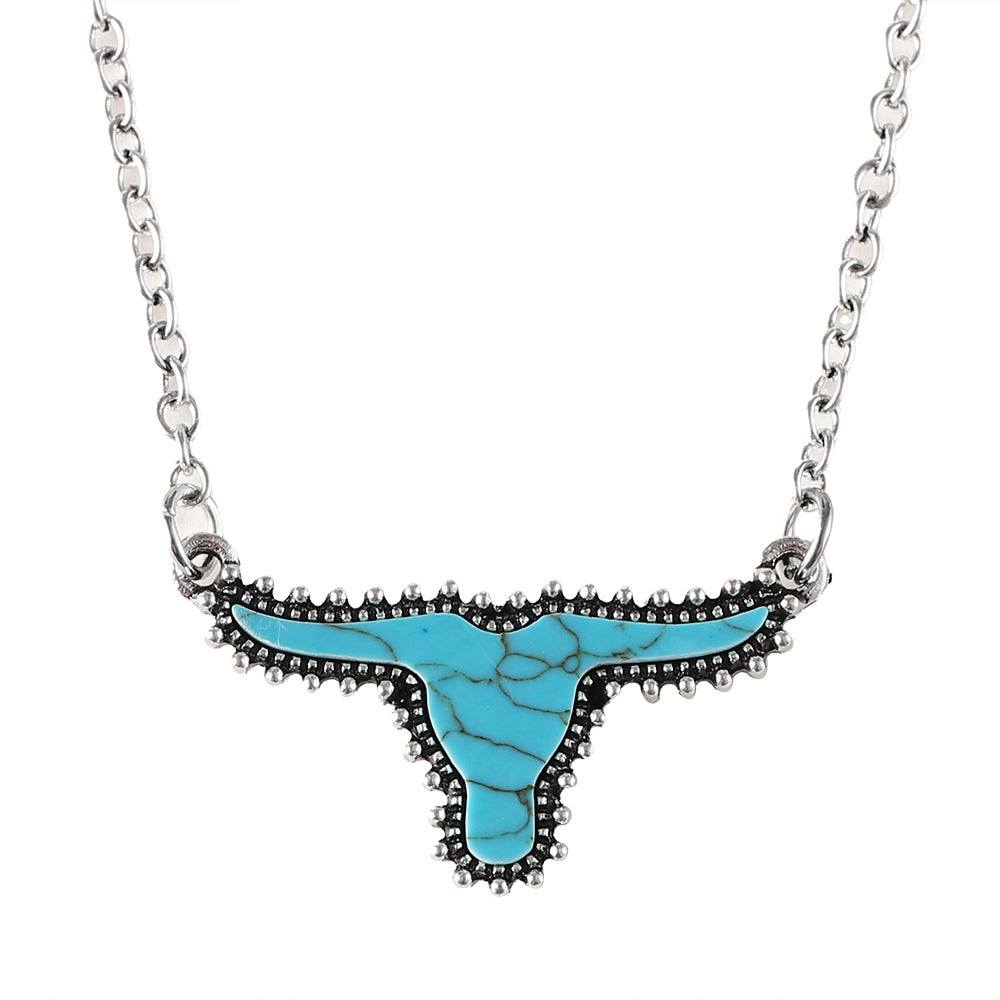 Wholesale Retro turquoise bull head necklace