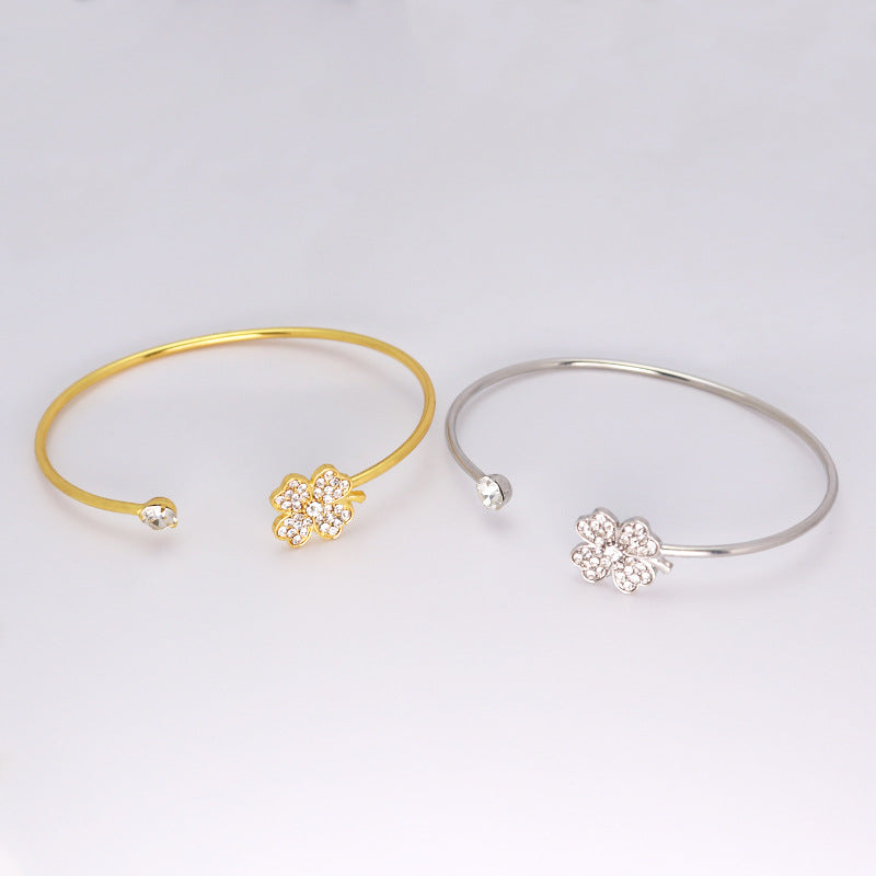 Wholesale Open Four-leaf Clover High-end Bracelet