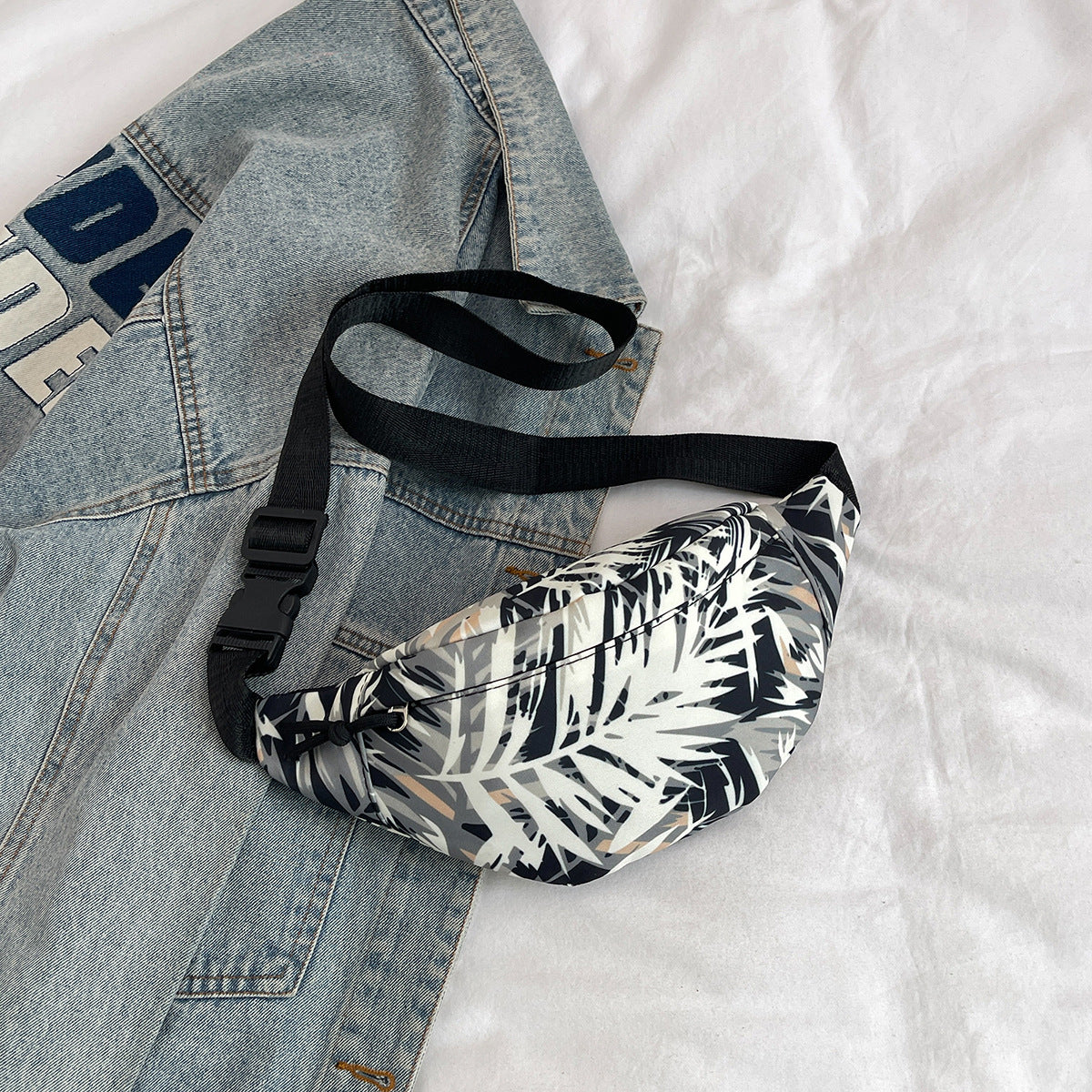 Wholesale Nylon fabric waist bag printed shoulder crossbody bag