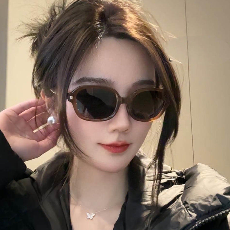 Wholesale Sun protection retro versatile folding pocket UV protection oval sunglasses