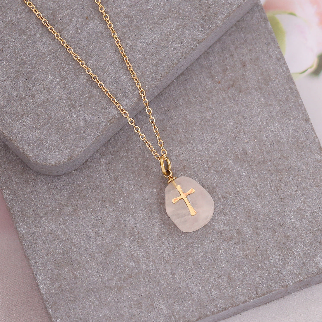 Wholesale natural stone cross necklace simple clavicle chain stainless steel necklace