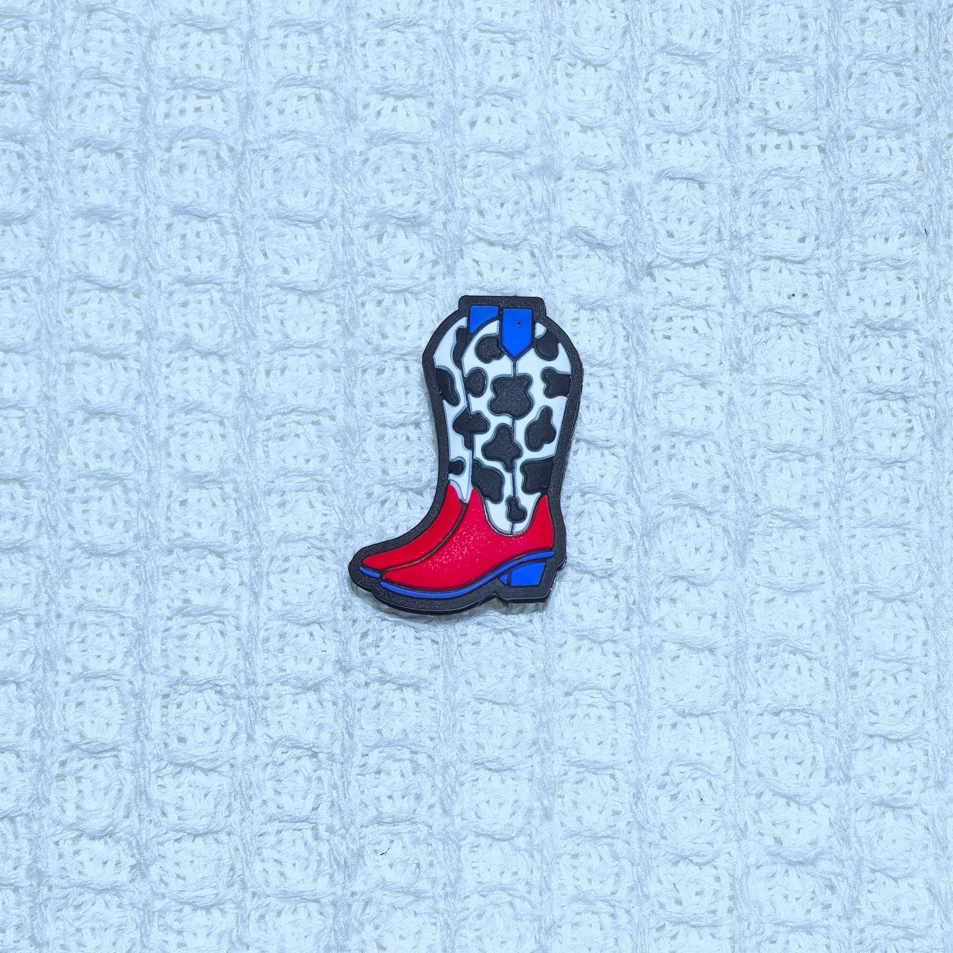 Wholesale Random 100pcs boots a variety of series silicone cartoon beads  Focal Beads