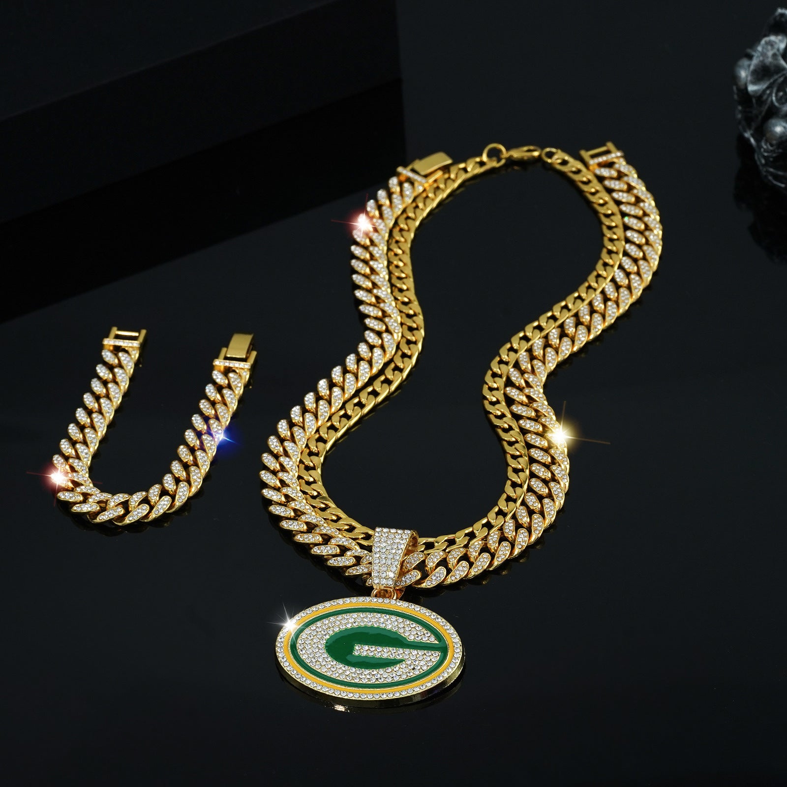 Wholesale Punk hip-hop letter G round diamond necklace and bracelet set