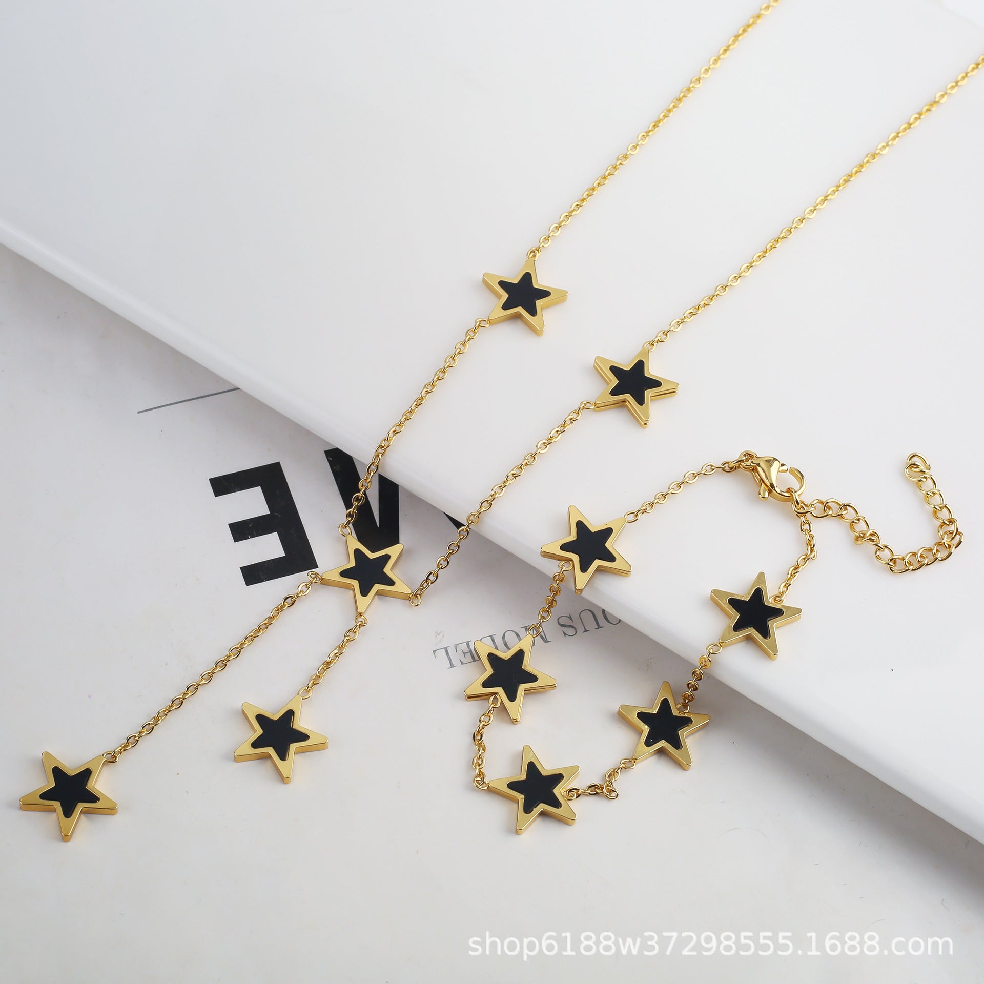 Wholesale Pentagram Shell Acrylic Stainless Steel Asymmetric Creative Bracelet Necklace Set