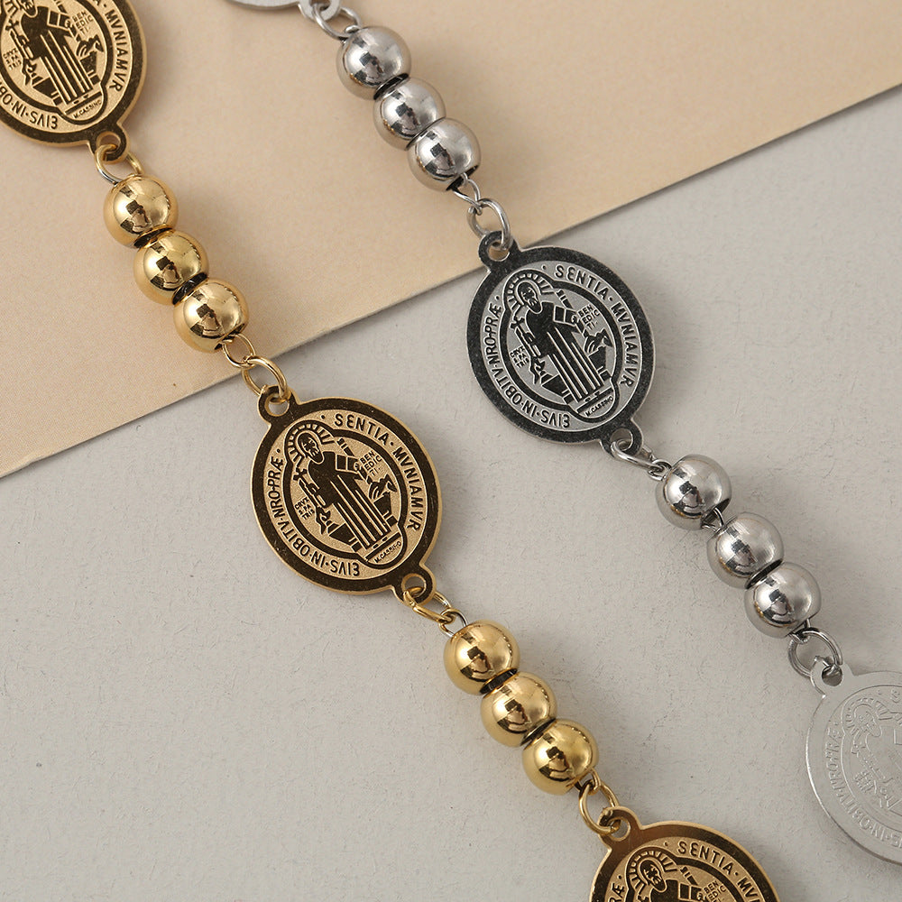 Wholesale gold and silver stainless steel exquisite bracelet jewelry fashion retro style relief figure titanium steel high-grade bracelet