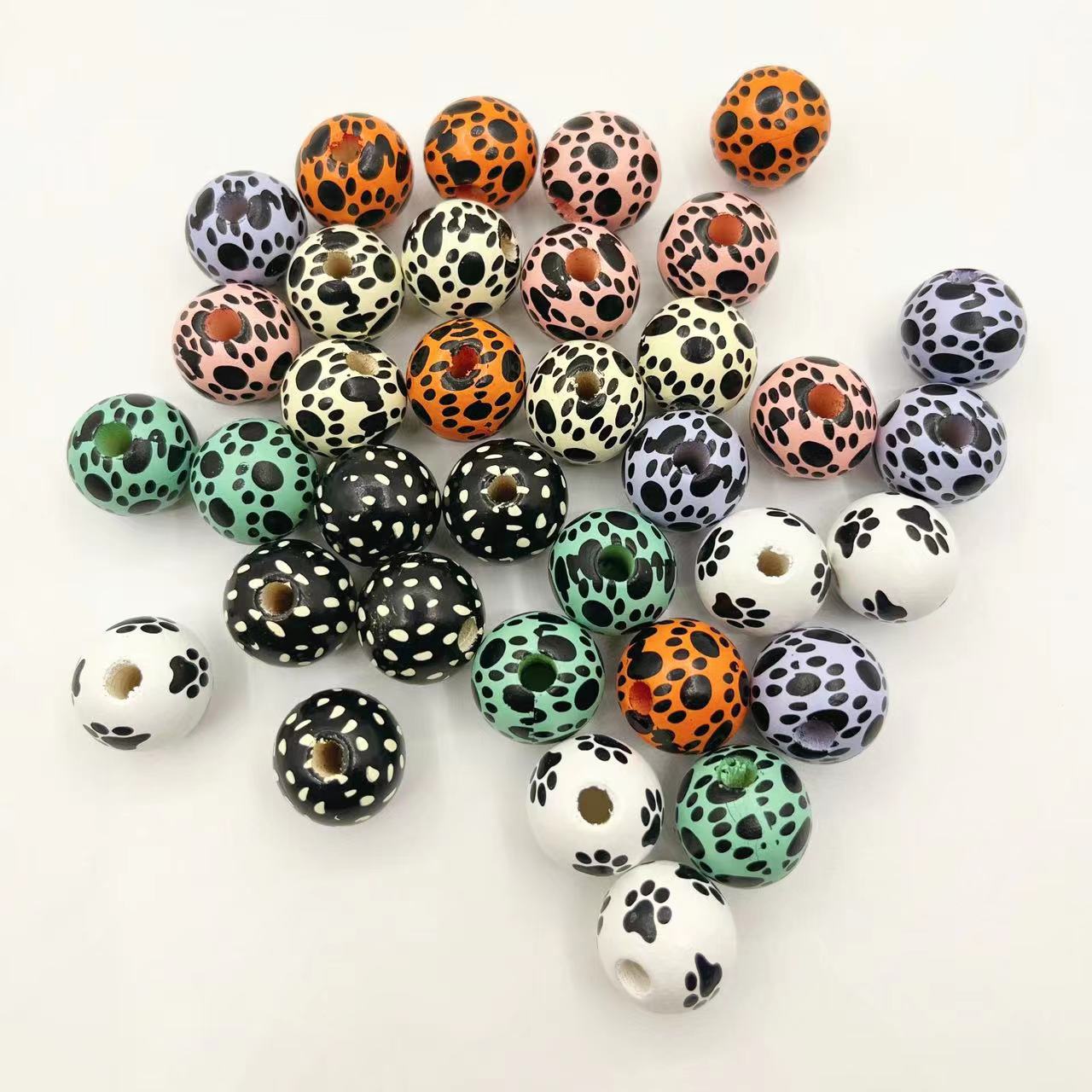 Wholesale 50PCS/PACK Bear Paw Cat Paw Printed Wooden Beads