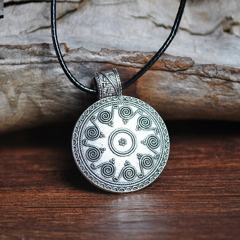 Wholesale Simple Black Beaded Pendant Necklace