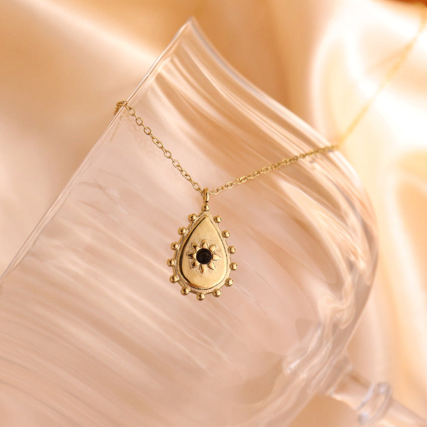 Wholesale Antique Design Water Drop 18K Necklace
