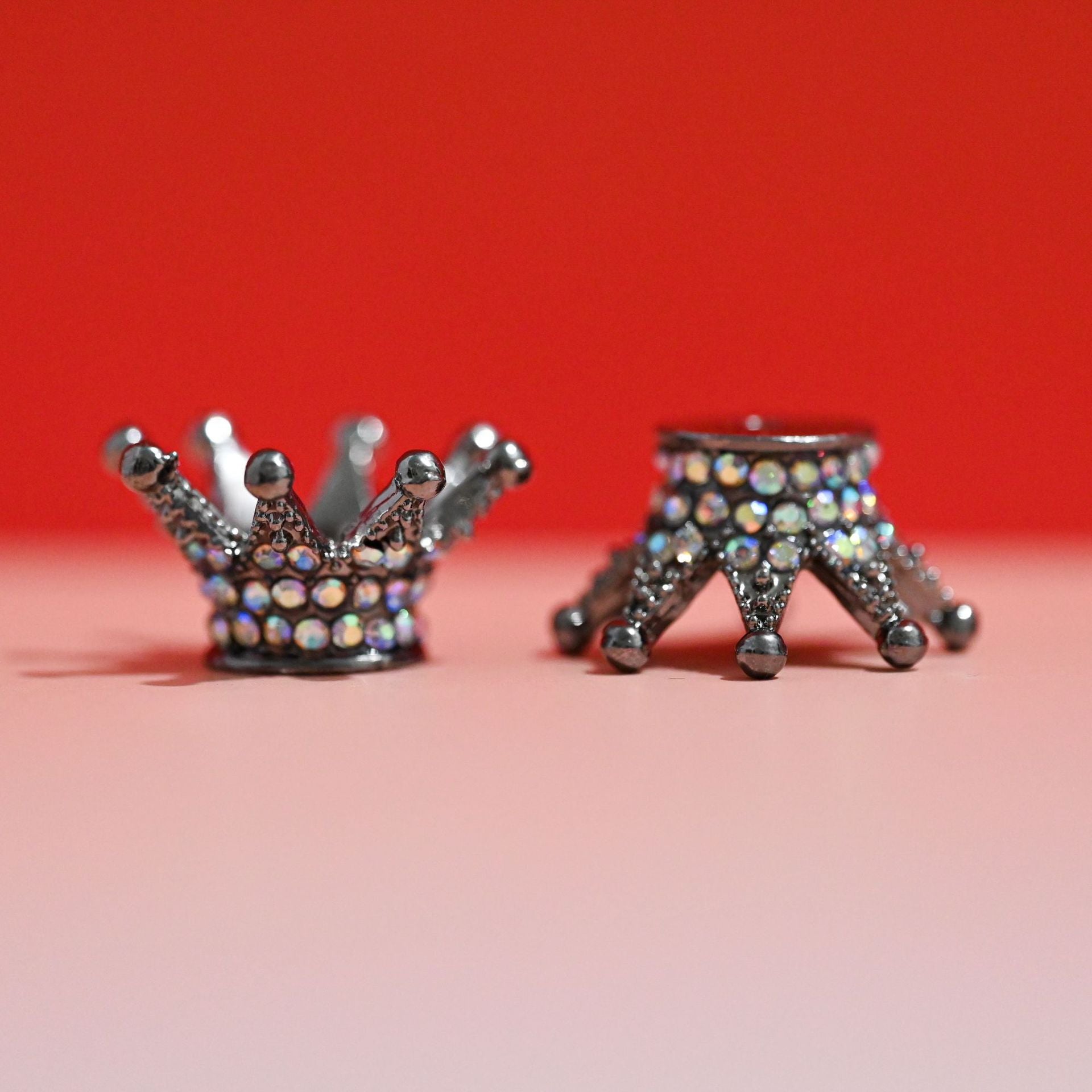 Wholesale 50pcs/pack Crown Inlaid Drill Diameter 2.5mm Alloy Beads Beading Accessories