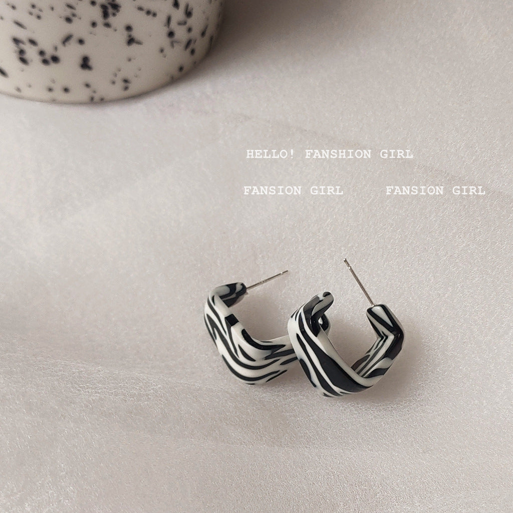 Wholesale Black and White Striped Zebra Pattern Acrylic Earrings