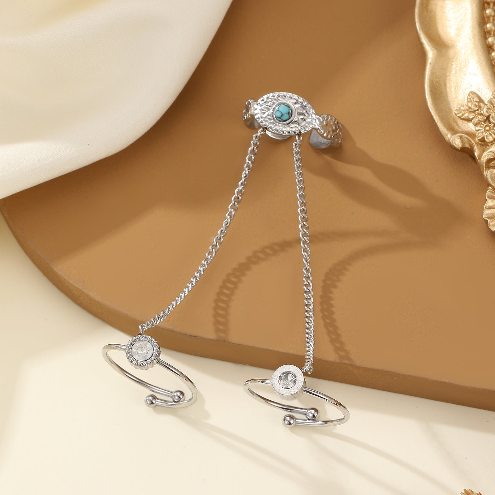 Wholesale Cross-Border Foreign Trade Niche Design Rings,  Vintage Palace-Style Chain Link Rings,  Stainless Steel Personalized Rings