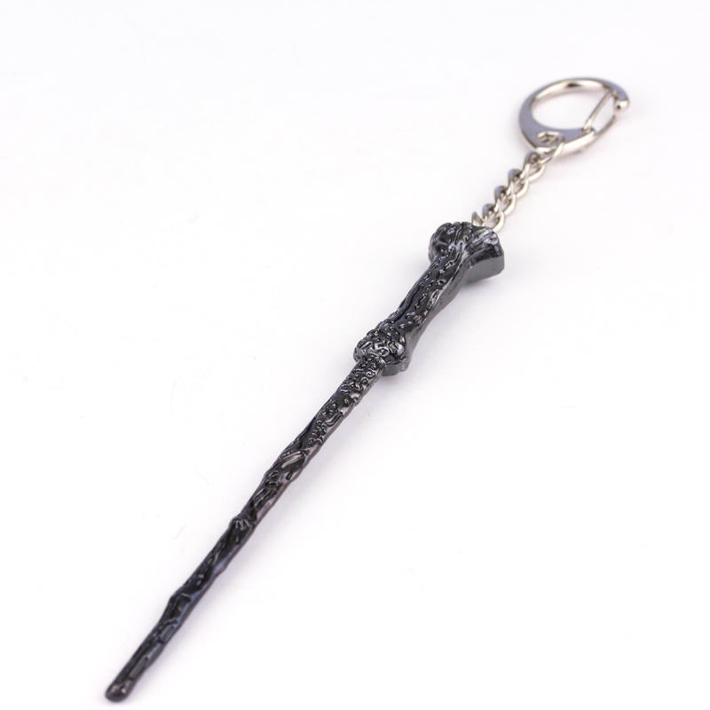 Wholesale scepter hourglass keychain game jewelry crown pendant