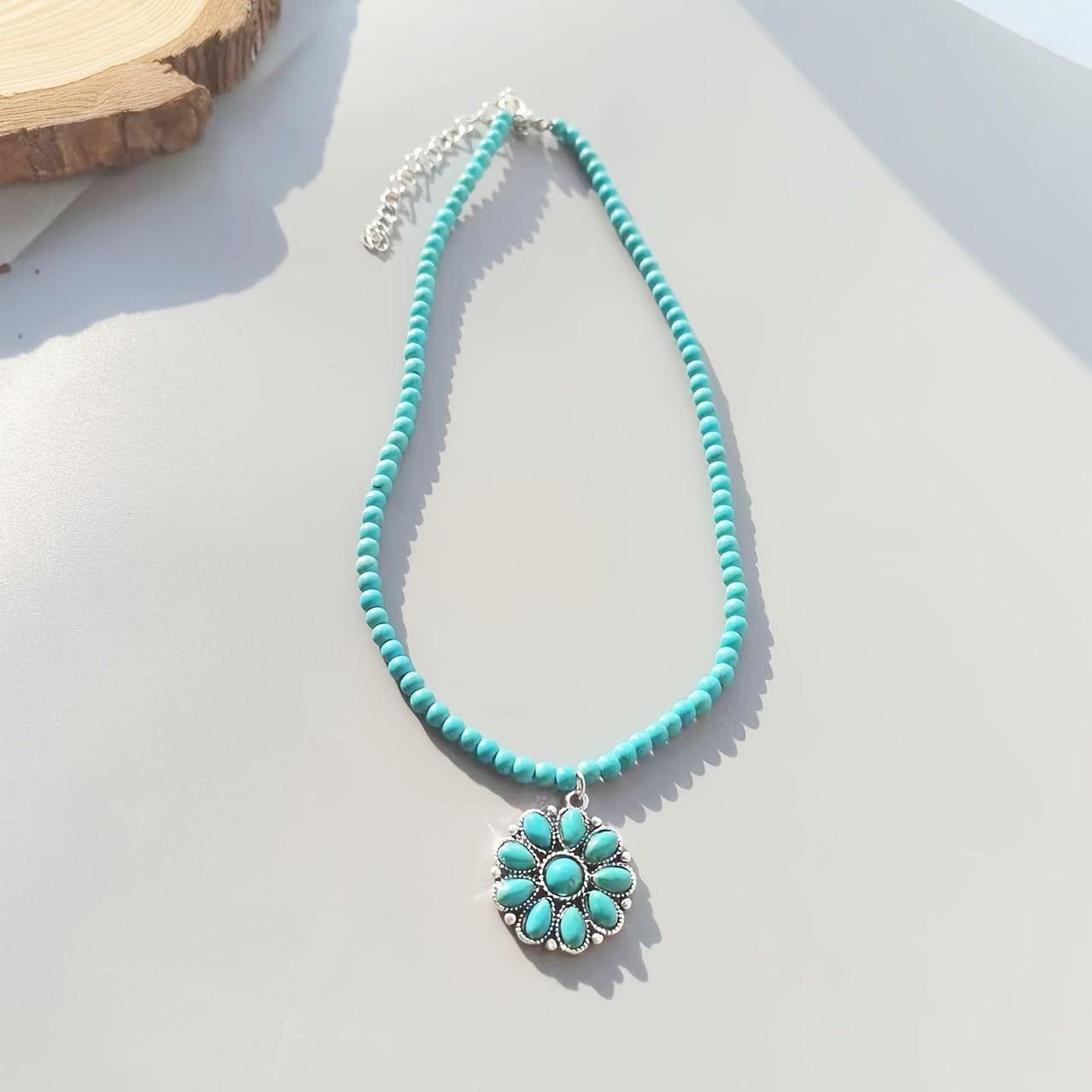 Wholesale Vintage Flower Western Style Exaggerated Turquoise Necklace