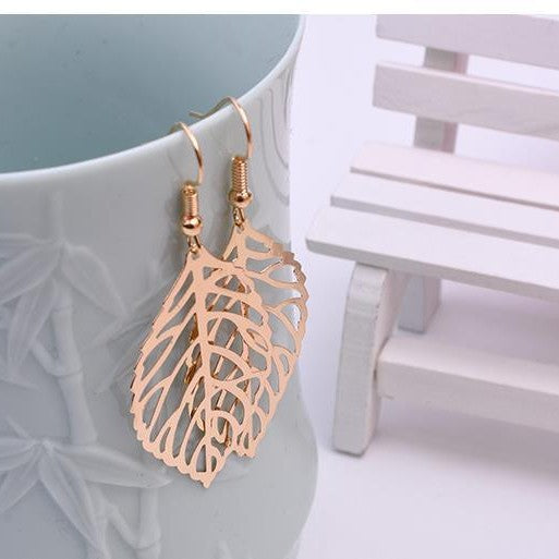 Wholesale leaf pendant earrings