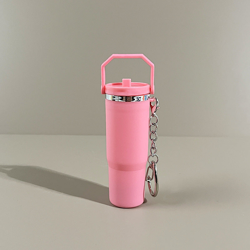 Wholesale Ice Cup Mini Tumbler Cup Keychains with Key Chain Pendant Can Put Lipstick Backpack Small Pendant Can Wrap