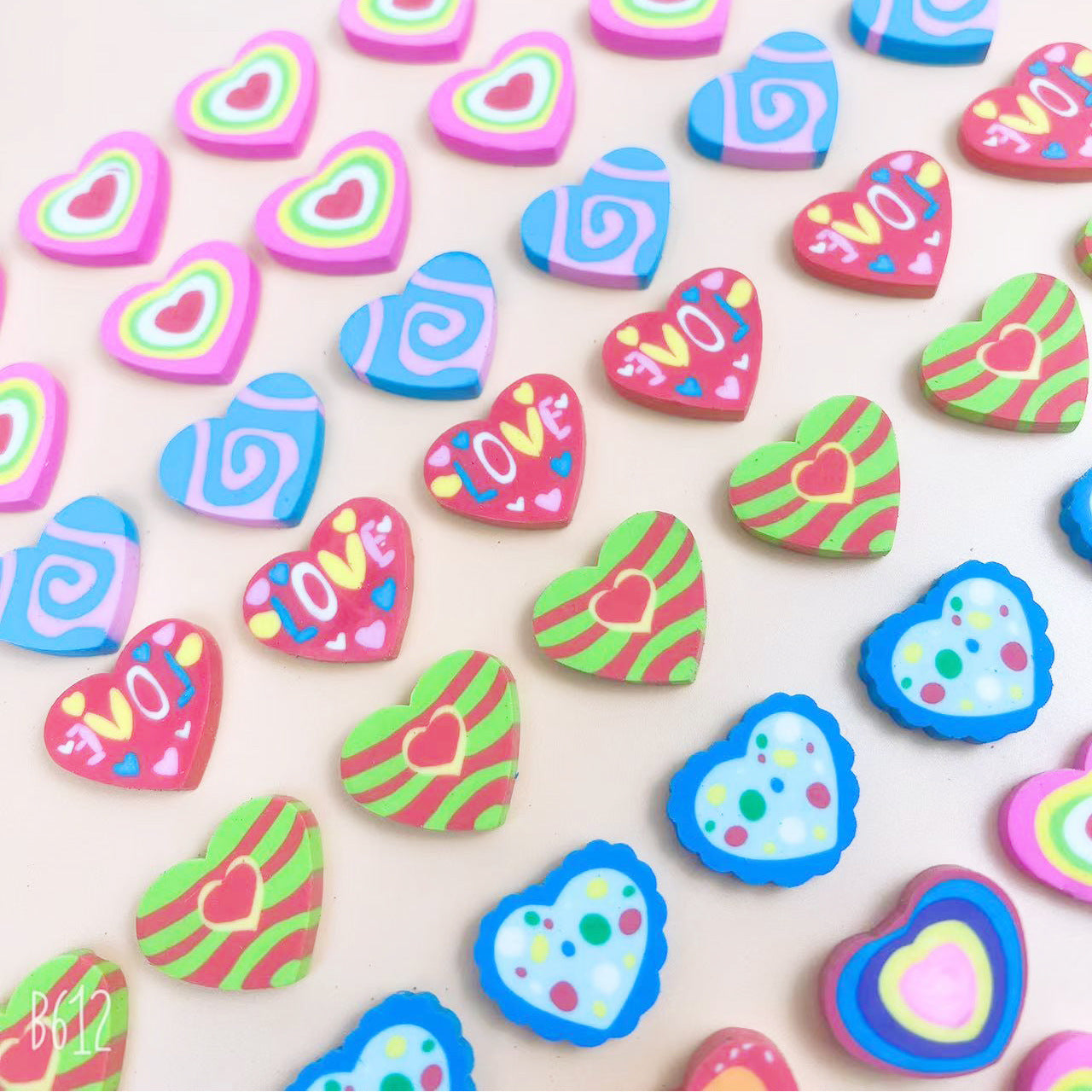 Wholesale of 60pcs/pack Valentine's Day Love PVC Erasers