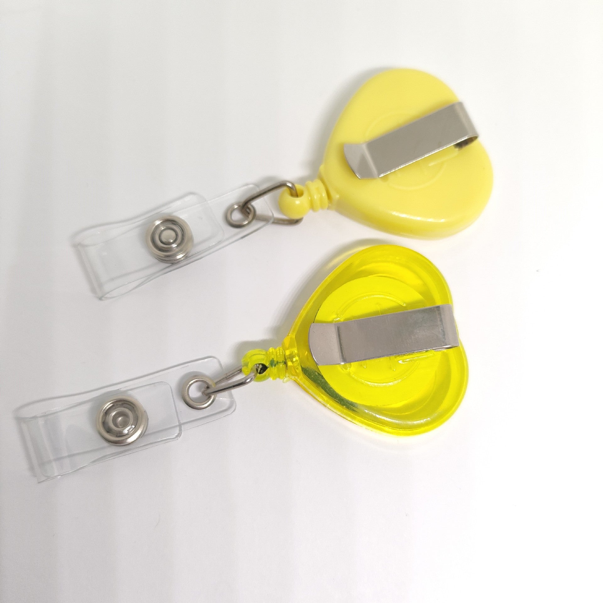 Wholesale 10pcs/pack heart shaped doctor belt clip retractable plastic easy pull buckle