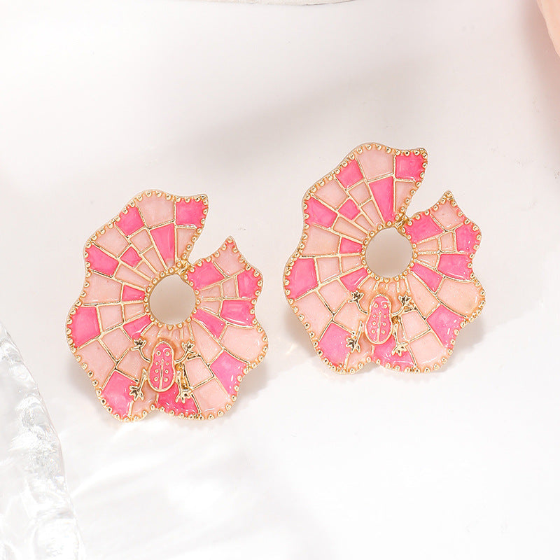 Wholesale Alloy Oil Drop Plaid Leaf Stud Earrings