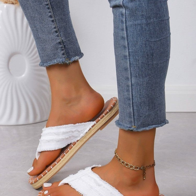 Wholesale Flat-soled Thong Casual Outdoor Beach Sandals