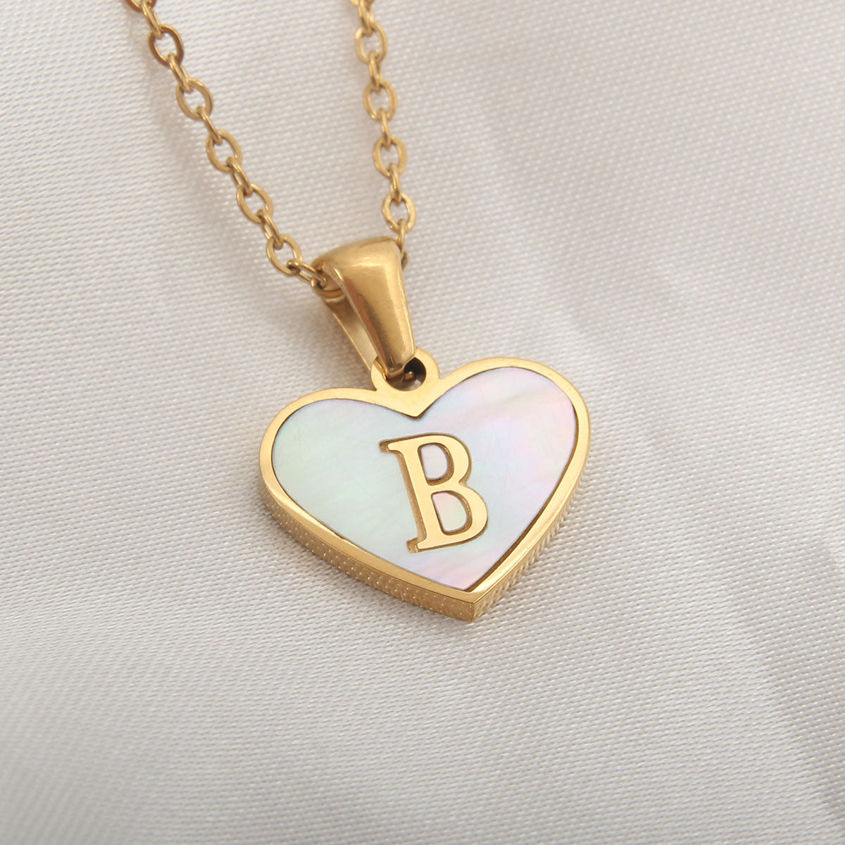 Wholesale Heart Shape Shell Stainless Steel Necklaces