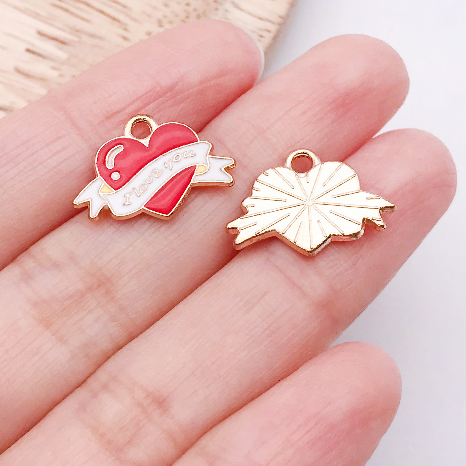 Wholesale Valentine' s Day Love Variety Cartoon Jewelry Accessories Pendant