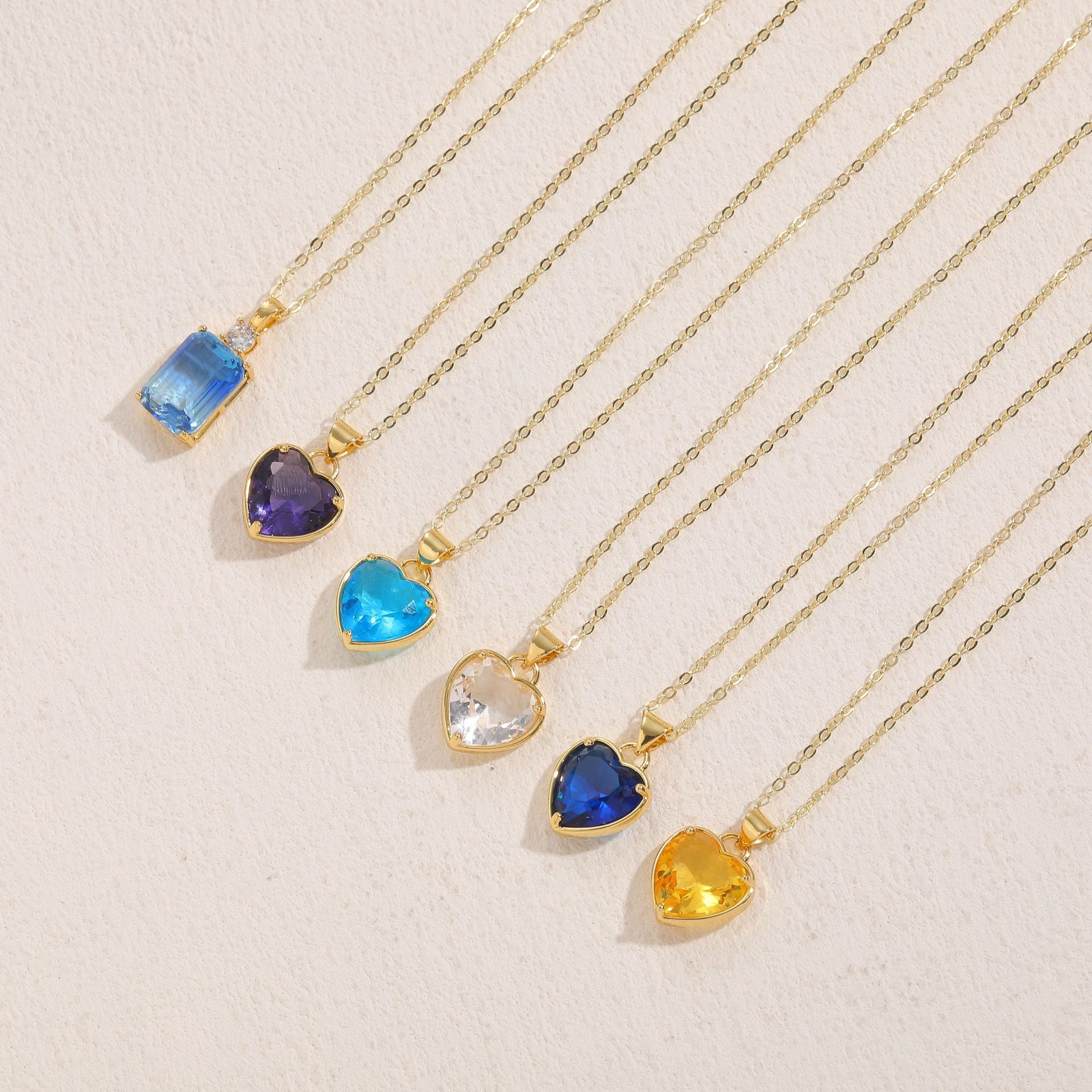 Wholesale Glass Love Classic Pendant Copper Necklace